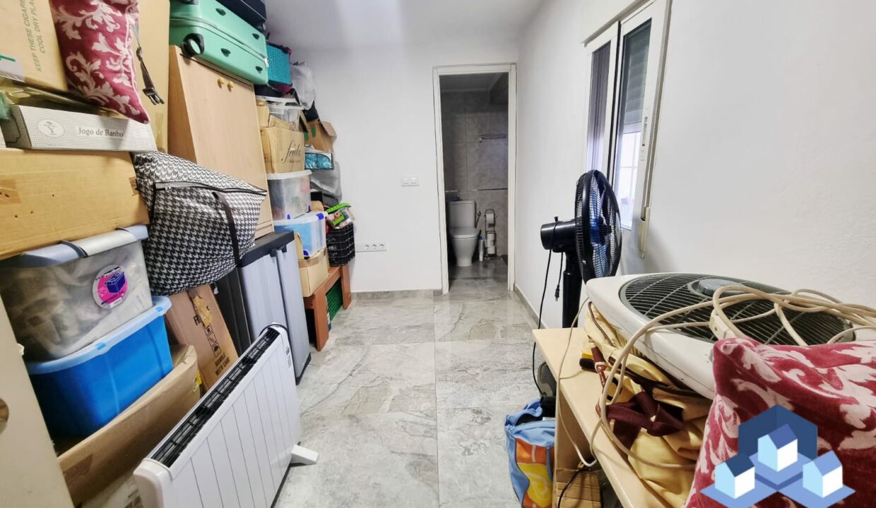 8f057184 Cb12 43e5 8d3b 43bad4791459